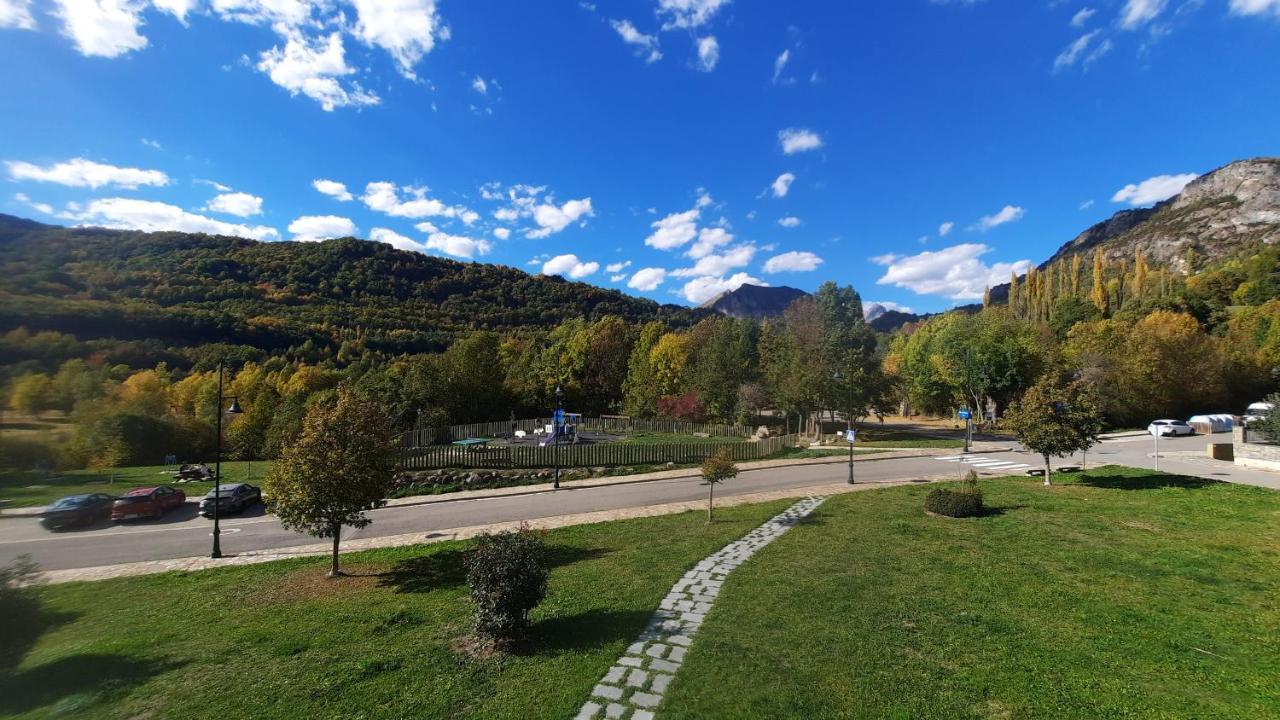 Apartament Casa Ega El Pueyo de Jaca Zewnętrze zdjęcie
